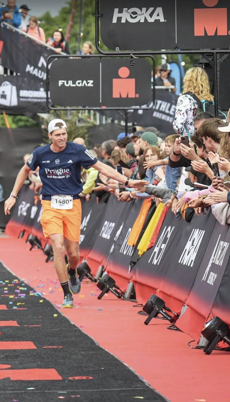Matěj Cintl beim Ironman – Gründer von Lineaweb